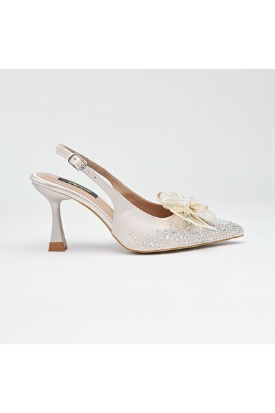 derinet Topuklu Fiyonk Aksesuarlı Kadın Abiye Ayakkabı