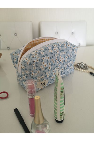 MB Blue Floral Patterned Makeup Bag - Large Size