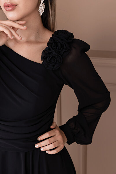 BEYBOS Şifon Kumaş Gül Detaylı Midi Boy Elbise - SİYAH