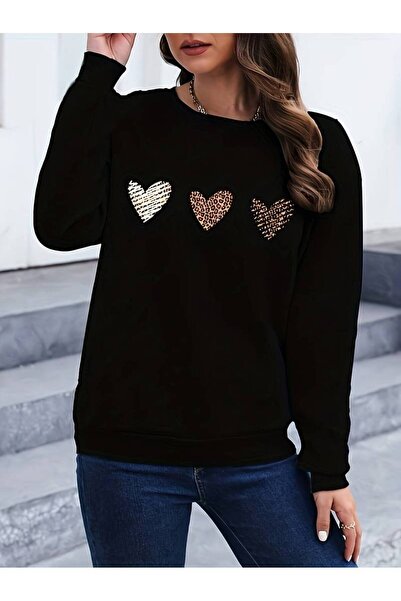 kahire سويت شيرت برقبة دائرية وطبعة قلب