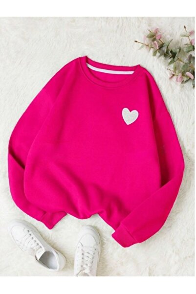kahire سويت شيرت نسائي كبير الحجم مطبوع عليه قلب صغير على الصدر الأيسر