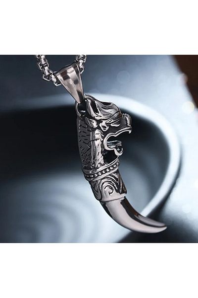 voyageaccessory Courage Icon Dragon Tooth Necklace