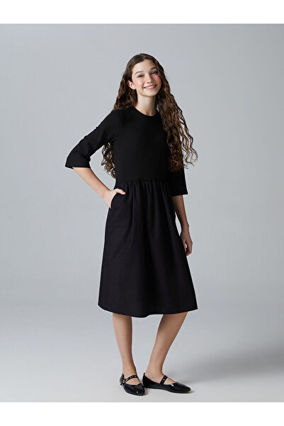 LC Waikiki Peak New Season Crew Neck Young Girls Dress