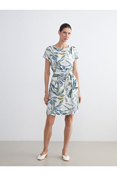 LC Waikiki Peak Yeni Sezon Bisiklet Yaka Çiçekli A Kesim Elbise