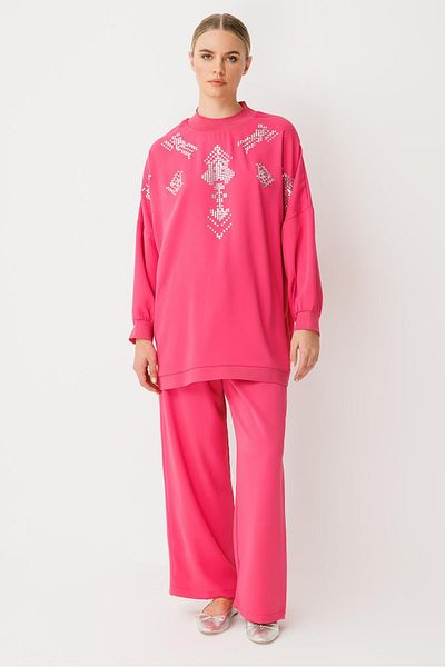 Ghisa Stone Embroidered Suit Fuchia