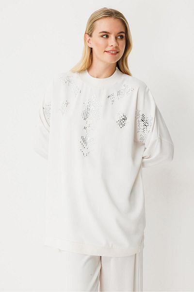 Ghisa Stone Embroidered Suit Ecru