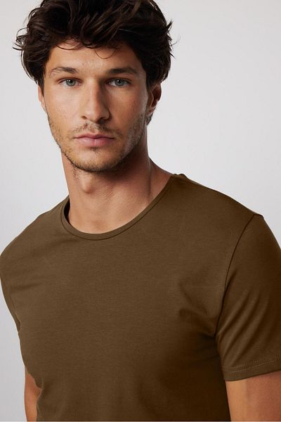 Tudors Tricou pentru bărbați, slim fit, din bumbac, cu textura moale, țesătură elastică din lycra, maro, cu gâtul rotund