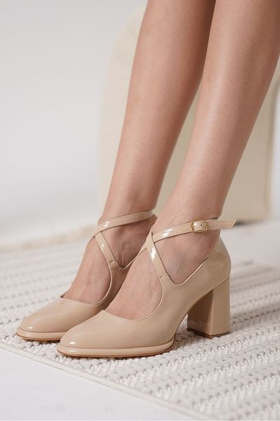 Zerenyus Pantofi cu toc pentru femei Cali Premium Nude din piele lacuita