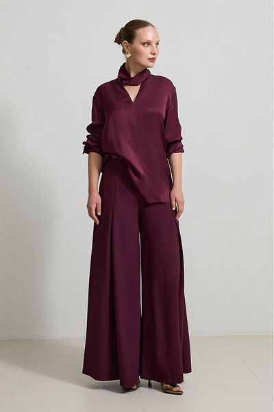 Setre Burgundy V-Neck and Neck Detailed Relaxed Cut Blouse