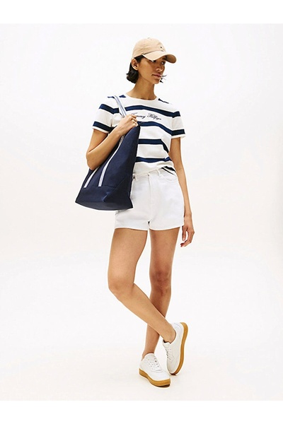 Tommy Hilfiger Kadın Yazı Baskılı Normal Kesim Bisiklet Yaka Mavi T-shirt WW0...