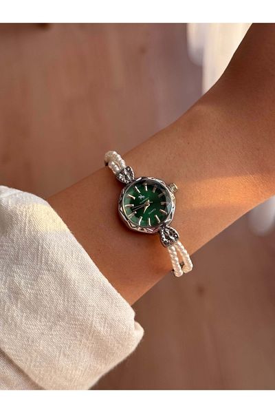 Vola Collection Women's Vintage Watch with Silver Pearl Band with Round Green Dial- 40
