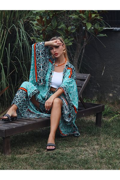 Su Koleksiyon Ni̇l Kaftan & Shorts Set