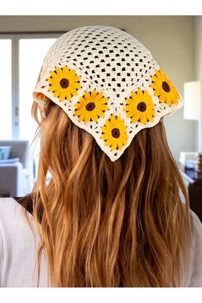 ZAHandmade Πλεκτό στο χέρι τρίγωνο μπαντάνα
