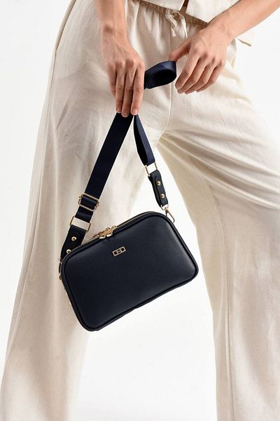 wikidayss Women's Aakalite Shoulder Bag