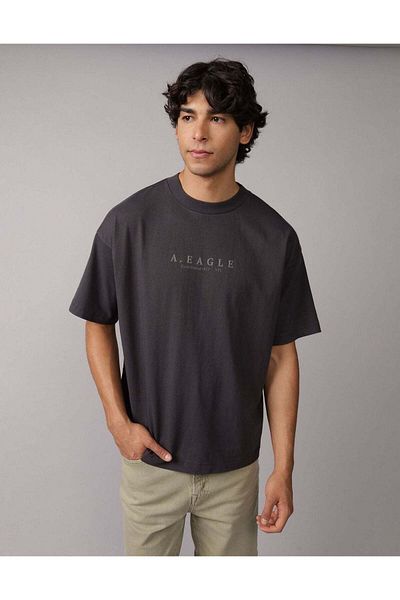 AMERICAN EAGLE تي شيرت جرافيكي كبير الحجم بشعار بارز