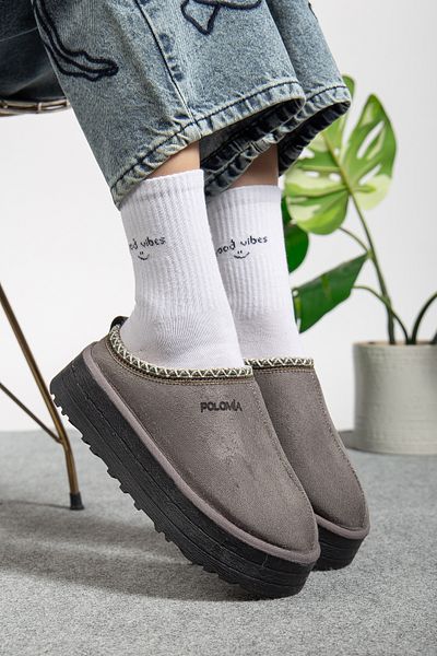 Polomia Comfort Winnipeg Femei Winter Tazz Interior Blană artificială Suede Talpă din poliuretan Cizme de zi de bază Papuci de iarnă