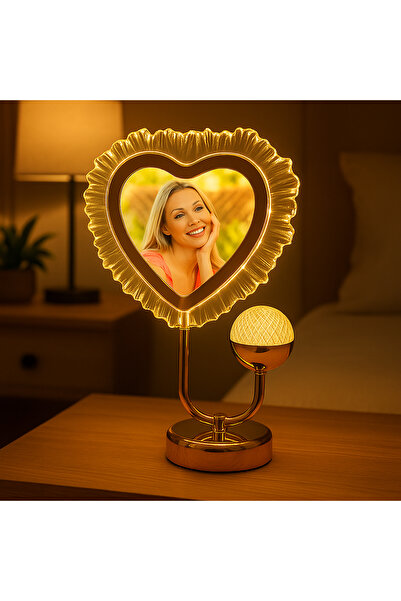 Nobbystar Exclusive Fotoğraflı Kalpli Masa Lambası