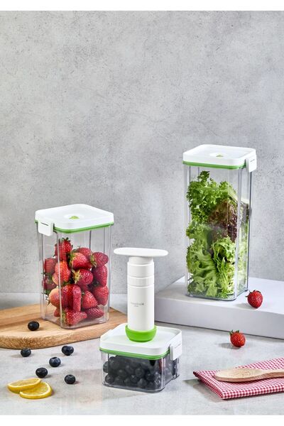 Respirox Home Vacuum Storage Container Starter Set with 3 Manual Pumps