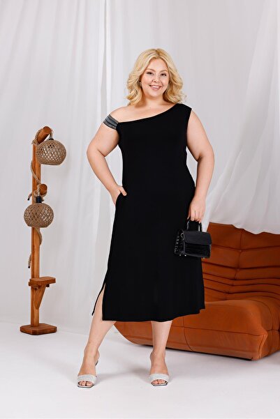 Siyezen Plus Size One Shoulder Stone Detailed Pocket Dress