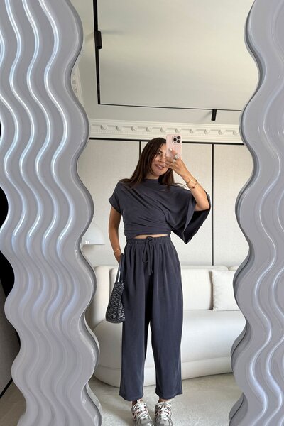 Özge Özgenç Asymmetrical Cut Modal Blouse Pants Set