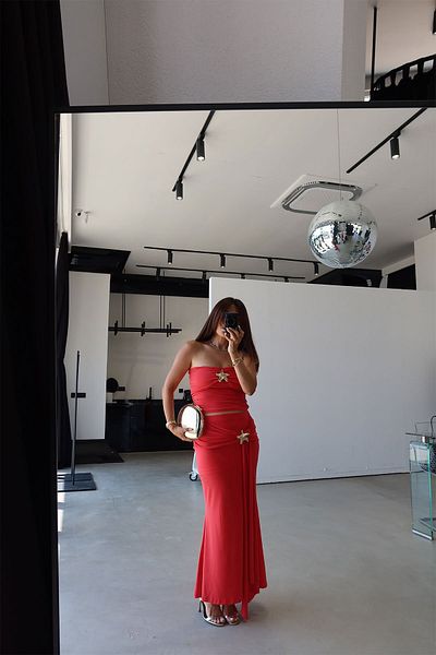 Özge Özgenç Accessory Detail Bustier Skirt Suit