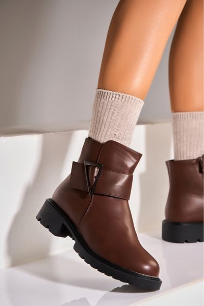 Joana Women's Brown Faux Leather Fur-lined Boots Jaxie