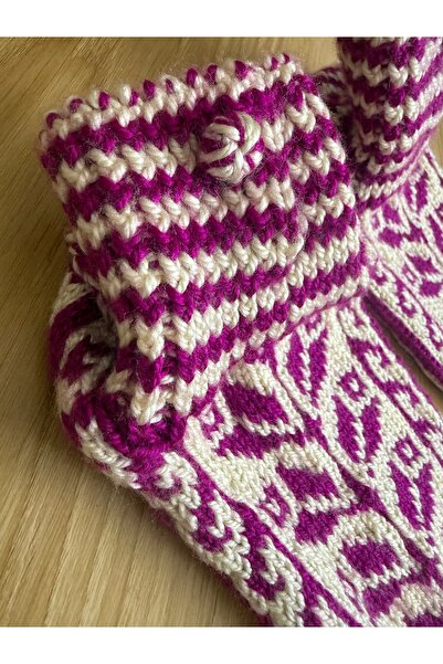 Hena Store Hand Knitted Dowry Booties