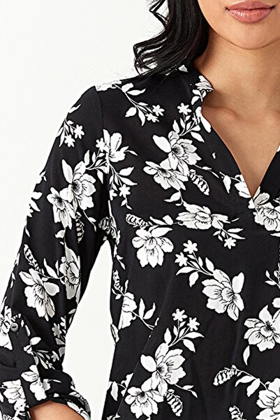 Select Moda Γυναικεία μπλούζα με V λαιμόκοψη σε μαύρο φλοράλ σχέδιο