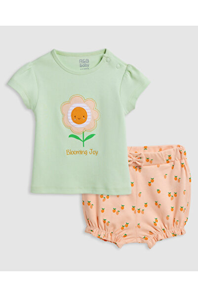 R&B طقم تي شيرت وشورت مزين بالتطريز