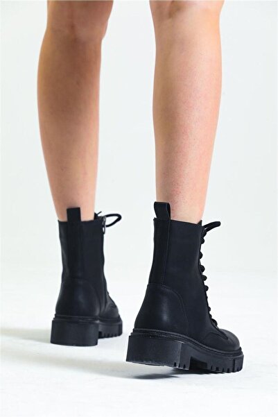 Raynok Kadın Rahat Kalıp Kaymaz Taban Postal Bot Siyah
