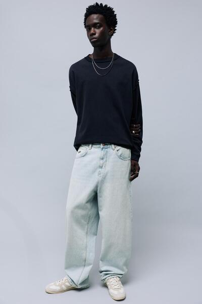 Pull & Bear Baggy relaxed fit jean