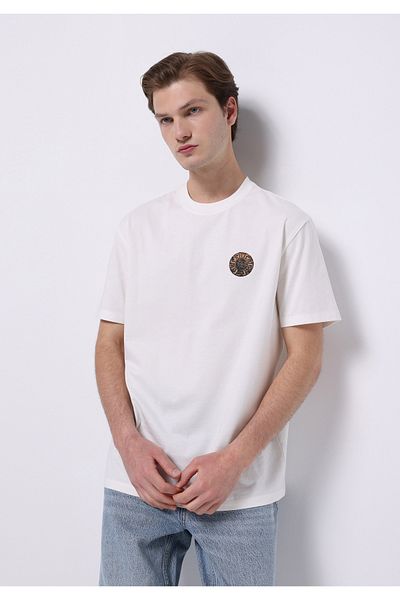 Colin's Comfort Fit Round Neck Plain Men's White Short Sleeve T-Shirt