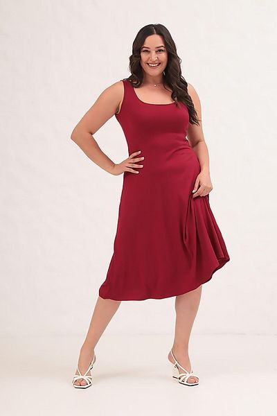 Truva XXL Plus Size Lycra Burgundy Thick Strap Midi Dress