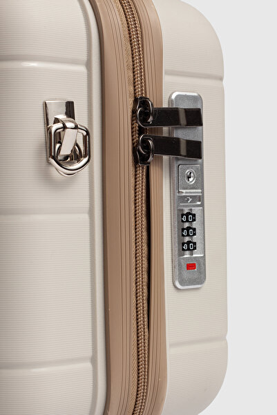 By Hakan My-Pp Makeup Polypropylene Super Flexible Unbreakable Travel Black