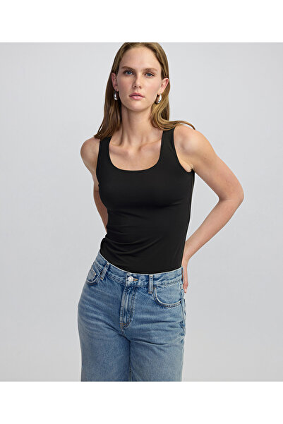 MISS IPEKYOL Kalın askılı tişört