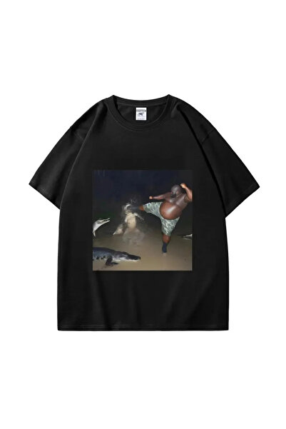 Tarzsokak Siyah Adam Tekme Timsah Bataklık Komik Viral Meme Grafik Vintage Uni