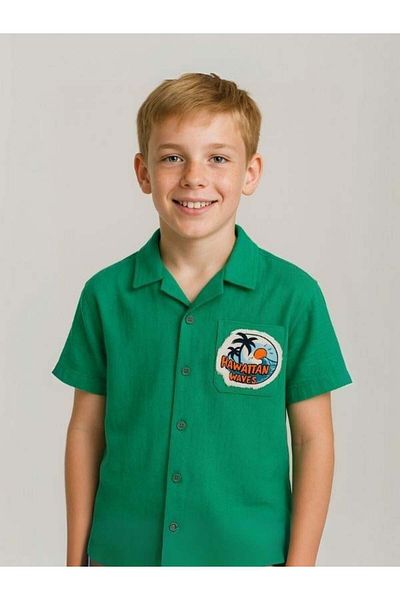 Zekids Boy's Muslin Fabric Hawaiian Crest Shirt