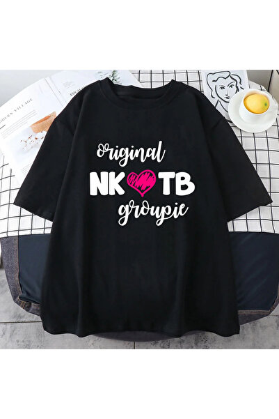 Tarzsokak Imprimeu grafic de vară în negru cu imprimeu de trupă de muzică pop...