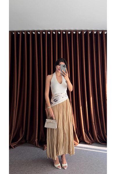 HAZELANNA Crinkle Form Skirt
