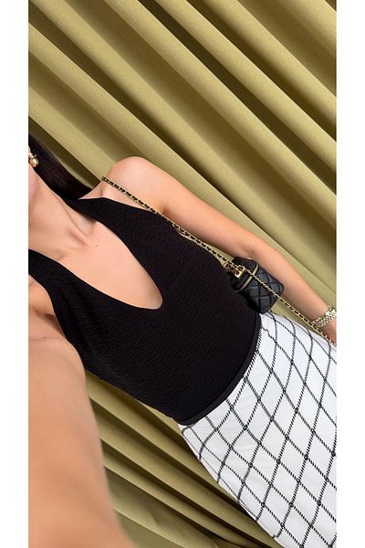 HAZELANNA Textured Halter Neck Black Knitwear