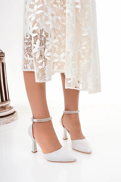 LARİNA SHOES Elegant and Stylish Mid-Heeled Women's Evening Dress Shoes with Stones on the Ankle