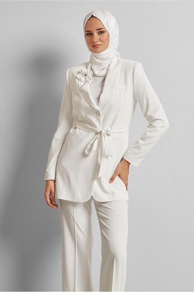 Alvina Belt Brooch and Pants Suit 30533