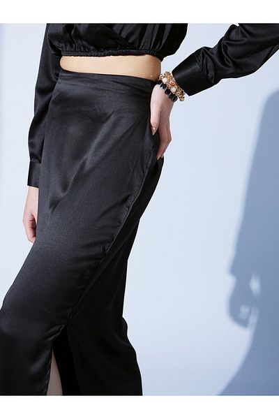 STREET 9 By Styli Solid Satin Straight Fit Midi Skirt with Side Slit