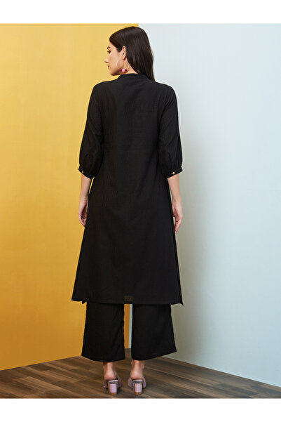 Globus By Styli Embroidered Straight Kurta with Trouser Co-Ords