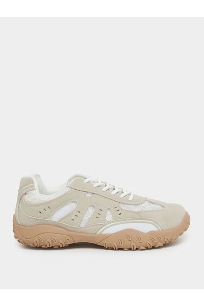 Styli Lace Insert Spike Sole Sneakers