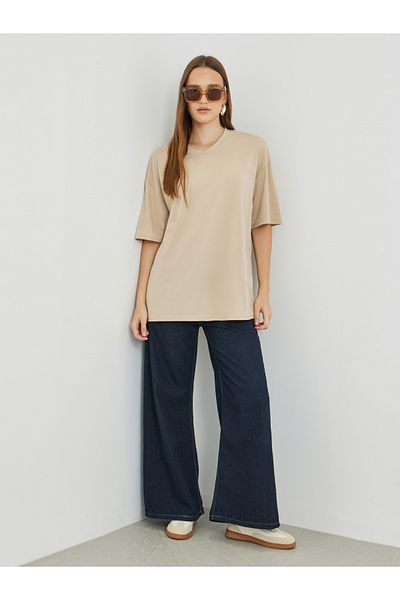 Styli Solid V-Neck Oversized T-Shirt