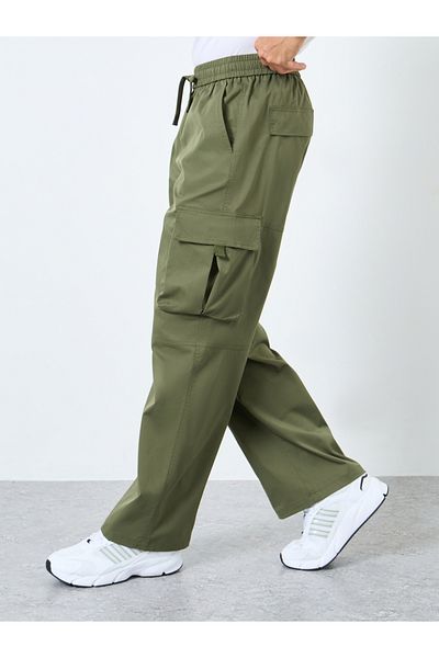 Styli Men Olive Woven Relaxed Fit Cargo Joggers