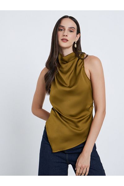 Styli Women Green Turtle Neck Asymmetric Hem Blouse