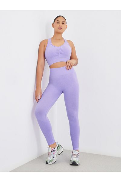 Styli Seamless Front Scrunch Detail Sports Bra and Leggings Set