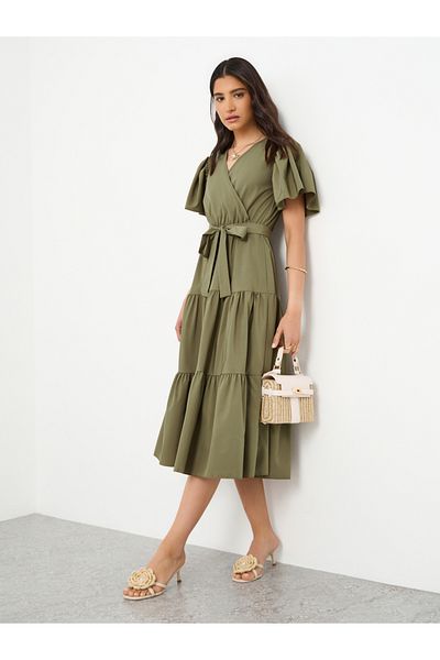 Styli Short Sleeve Bow Detail Tiered A-Line Midi Dress